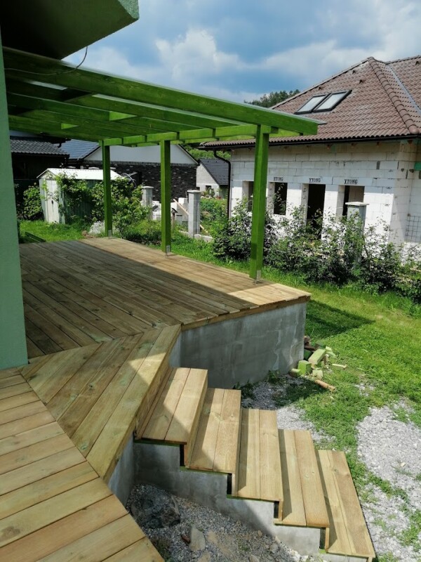 pristresky z dreva